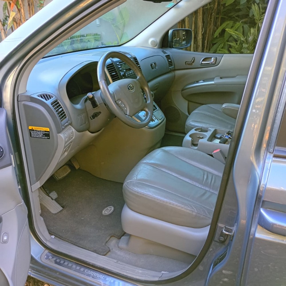 Kia CARNIVAL  EX V6 — foto 8